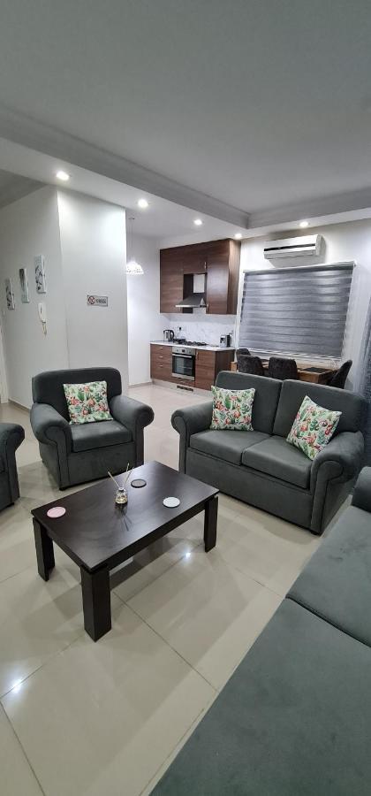 Oytam Apt Nikosia Exterior foto