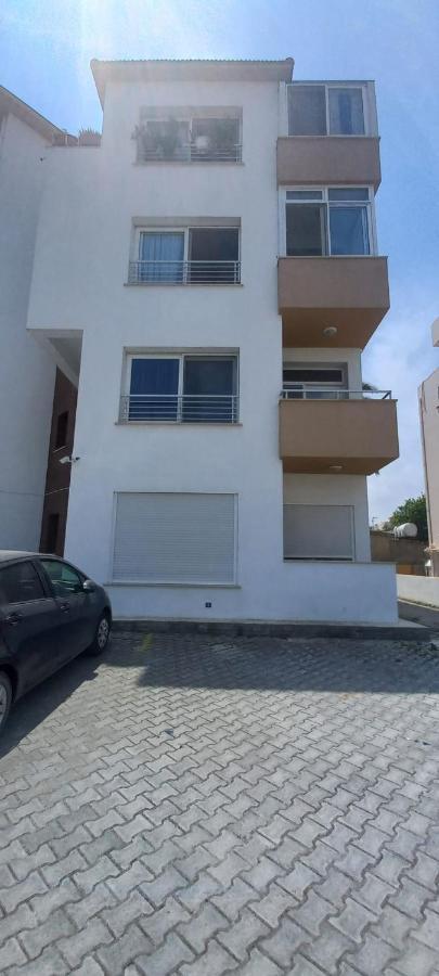 Oytam Apt Nikosia Exterior foto